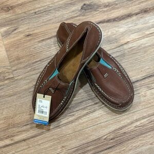 NWT Ariat Brown Leather Loafers with Moccasin Stitching